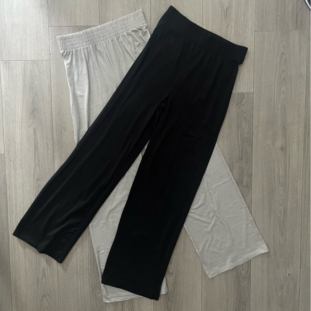 2-Pack Wide Leg Lounge Pants-Black & Soft Gray fits small to Med. NEW offers ok